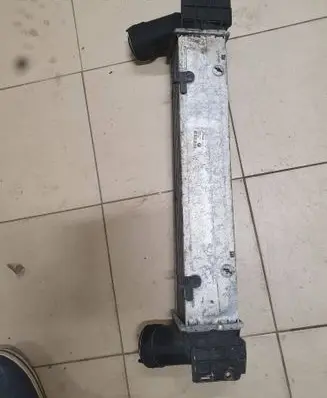 BMW 3 E90 E91 Radiator set 7524916 3093796