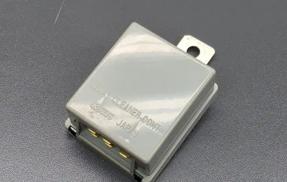 Honda CR-V Window wiper relay 