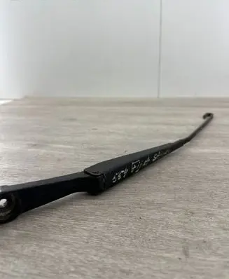 Fiat Stilo Front wiper blade arm