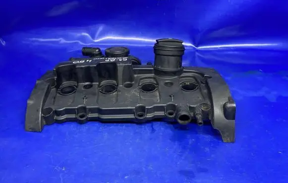 Audi A3 S3 8P Rocker cam cover 06F103469F 4010180C