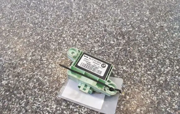 BMW X3 E83 Airbag deployment crash/impact sensor 3412005