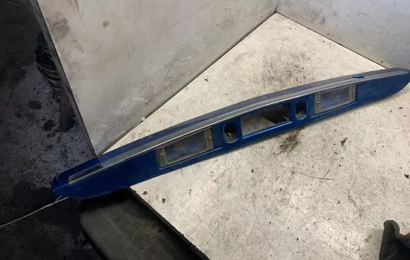 KIA Sorento Number plate light 925003E1
