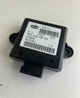 Peugeot 807 Fuel injection pump control unit/module 551200016905 09733029903