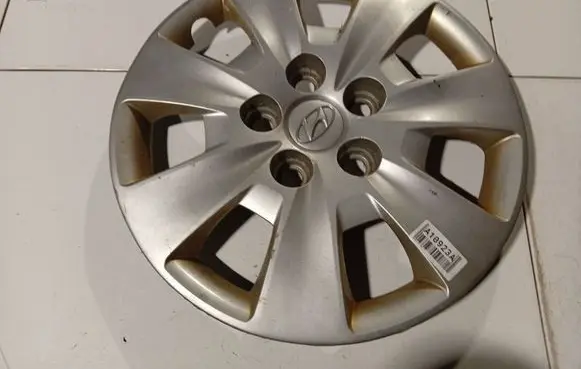 Hyundai i30 R16 wheel hub/cap/trim 529602L000 52960-2L000