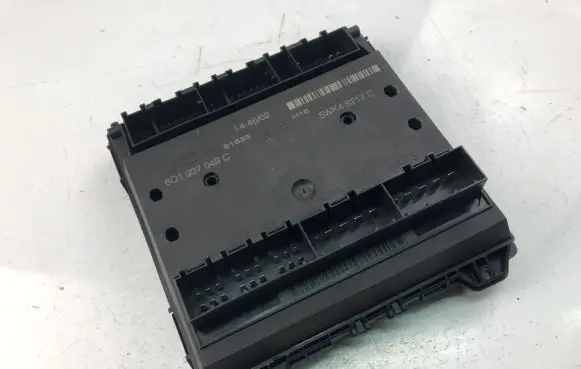 Volkswagen Polo Other control units/modules 6Q1937049C
