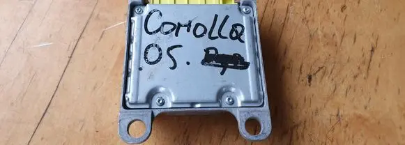 Toyota Corolla E120 E130 Airbag control unit/module 211082108 8917002510