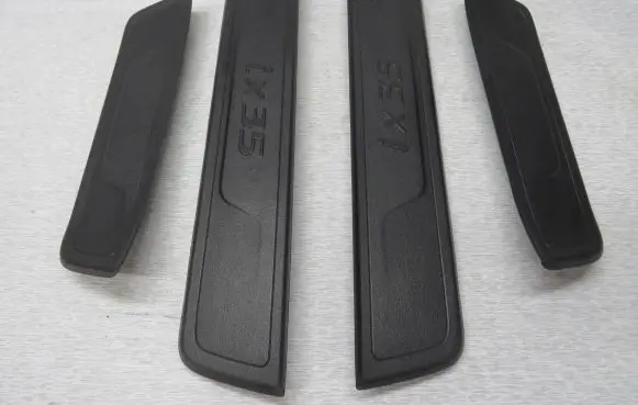 Hyundai ix35 Front sill trim cover