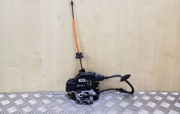 Audi A8 S8 D3 4E Front door lock 4E2837016