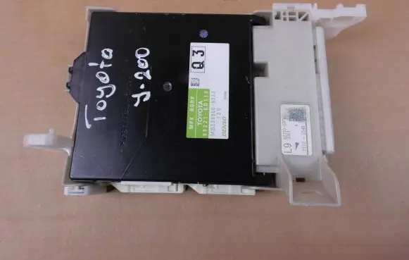 Toyota Yaris Central body control module 892210D110 8273052F80