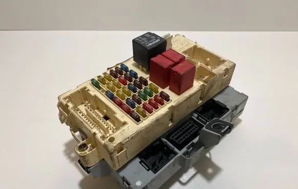 Fuse box set