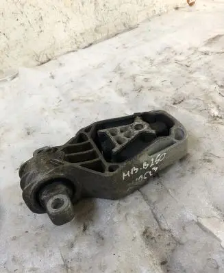Mercedes-Benz B W246 W242 Engine mount bracket A2462401209