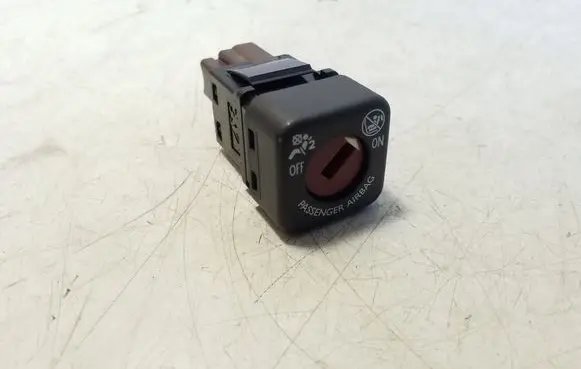 Citroen C5 Aircross Passenger airbag on/off switch 9641391277