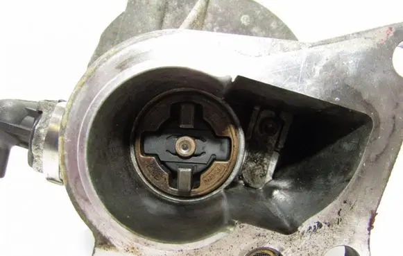 Opel Movano A Vacuum pump