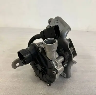 Audi A6 S6 C8 4K Secondary air pump 06L959231B