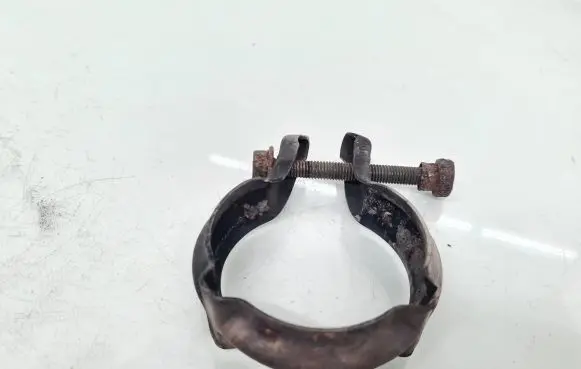 Jaguar XF X250 Muffler pipe connector clamp 2464301 7533910