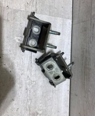 Ford Fiesta Tailgate/trunk/boot hinge ecfcb