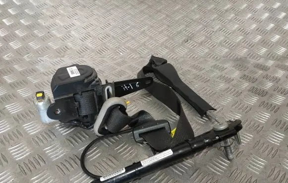 Chevrolet Captiva Front seatbelt 20TEH34667 A5002S