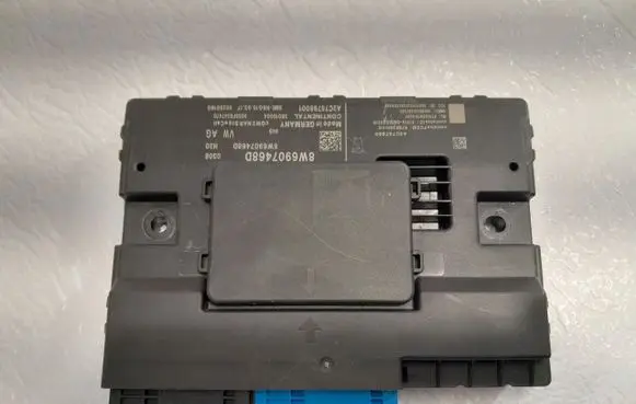 Audi Q5 SQ5 Gateway control module 8W6907468D