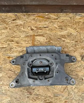 Audi A5 Sportback 8TA Gearbox mounting bracket 8K0399263K