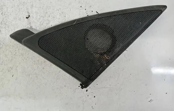 Mercedes-Benz C W203 Side speaker trim/cover A2037200248