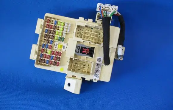 Hyundai Tucson TL Fuse module 91951D3530