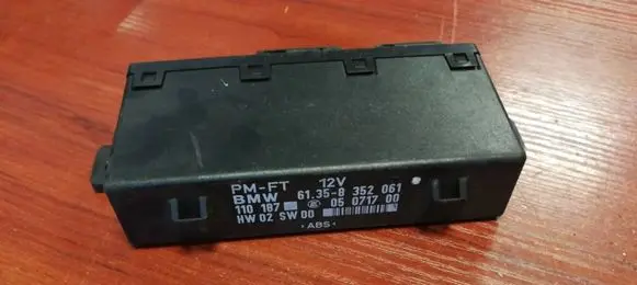 BMW 5 E39 Door control unit/module 8352061