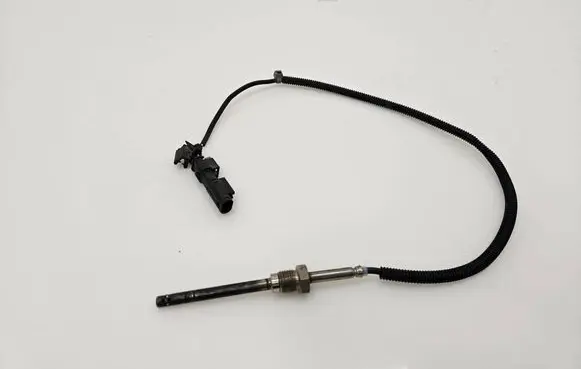Mercedes-Benz Sprinter W907 W910 Exhaust gas temperature sensor A0009058804