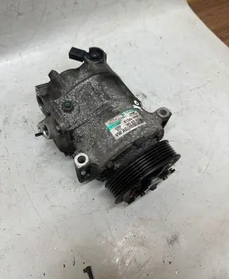 Volkswagen PASSAT B6 Air conditioning (A/C) compressor (pump) 1K0820803S 041377106B4 R134A8680P