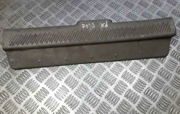 Hyundai Santa Fe Front sill trim cover 8587126000 85871-26000