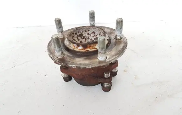 Mitsubishi ASX Rear wheel hub 3785A008