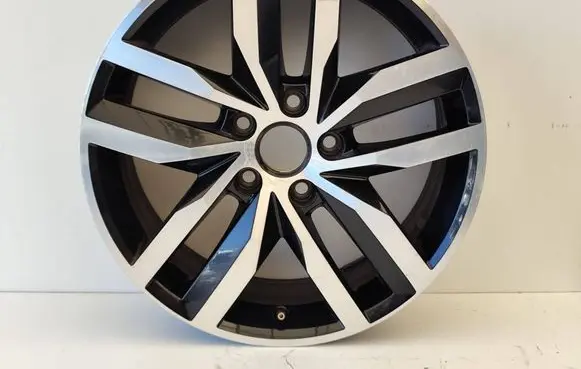 Volkswagen Golf VII R17 alloy rim 5G0601025BT