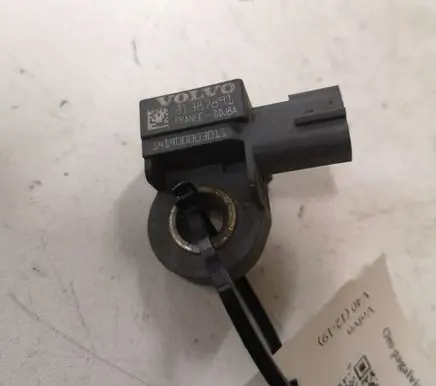 Volvo V40 Airbag deployment crash/impact sensor 31387891