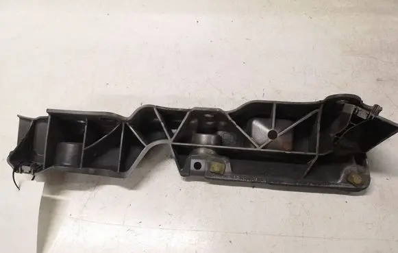 Renault Scenic III - Grand scenic III Front bumper mounting bracket 631220010R