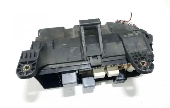 Toyota RAV 4 (XA20) Fuse box set 9098782022 90987-82022