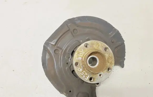 BMW X3 F25 Rear wheel hub 6797569