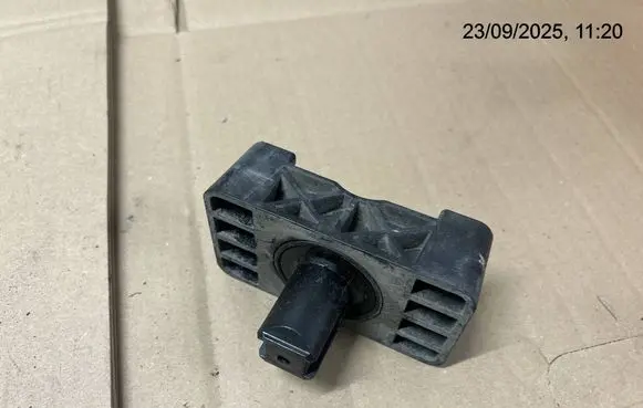 Mercedes-Benz E W213 Jacking socket point A2046900009 2046900009