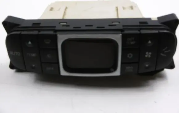 Mitsubishi Carisma Air conditioning/heating control unit MR398016