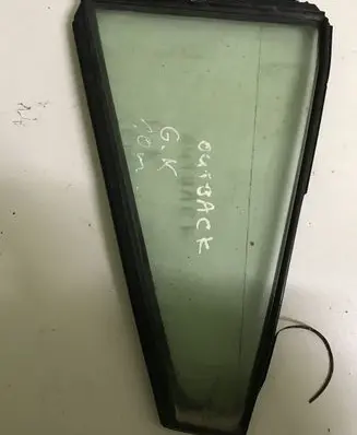 Subaru Outback Rear vent window glass 43R00019