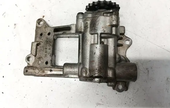 BMW 3 E46 Oil pump 11412247212 670815-720