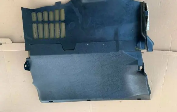 Mercedes-Benz W123 Dashboard lower bottom trim panel 0600