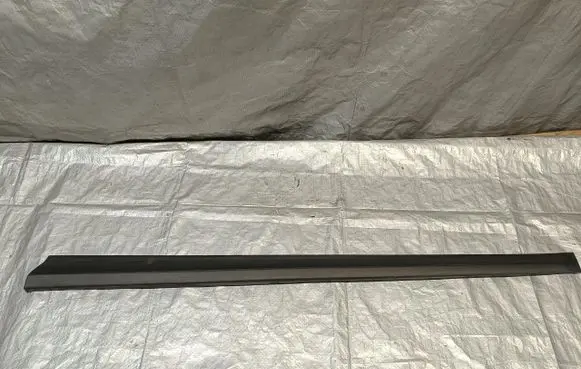 KIA Xceed Front door trim (molding) 87722-J7CA0