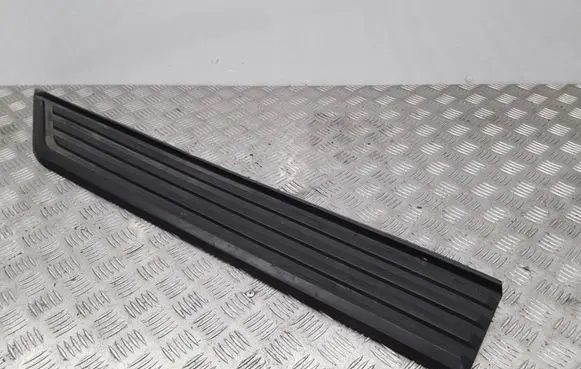Land Rover Discovery 3 - LR3 Foot rest pad/dead pedal ASG55371