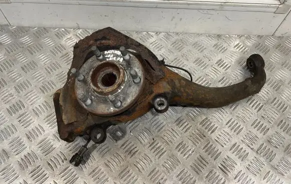 Front wheel hub