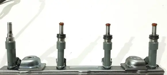 Toyota C-HR I Fuel injectors set 2325037080 2381437100 2320939295