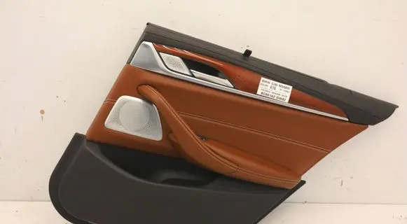 BMW 5 G30 G31 G38 Coupe rear side trim panel 8093186MWGK230626 8093186