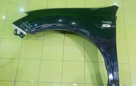 Nissan Qashqai+2 Fender PRZOD LEWY