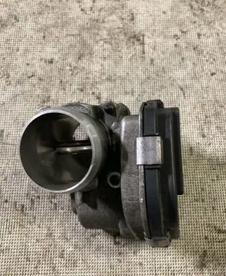 Peugeot 3008 I Electric throttle body valve 9673534480