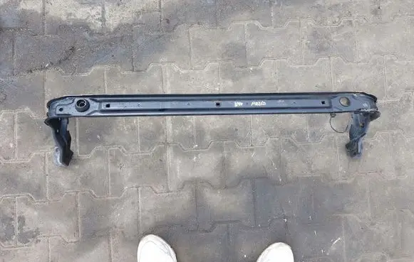 Volvo V40 Quarter panel pressure vent 