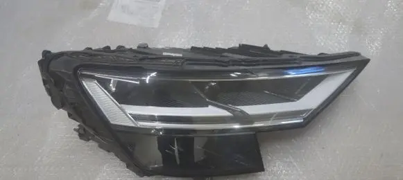 Audi Q8 Headlight/headlamp 4M8941034 L090025 2001161