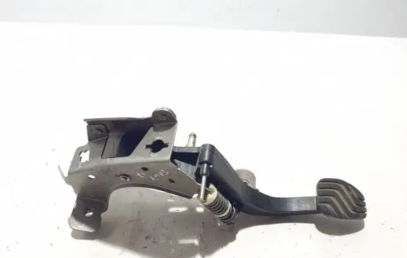 Clutch pedal